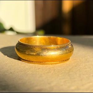 Size 7 14k gold ring